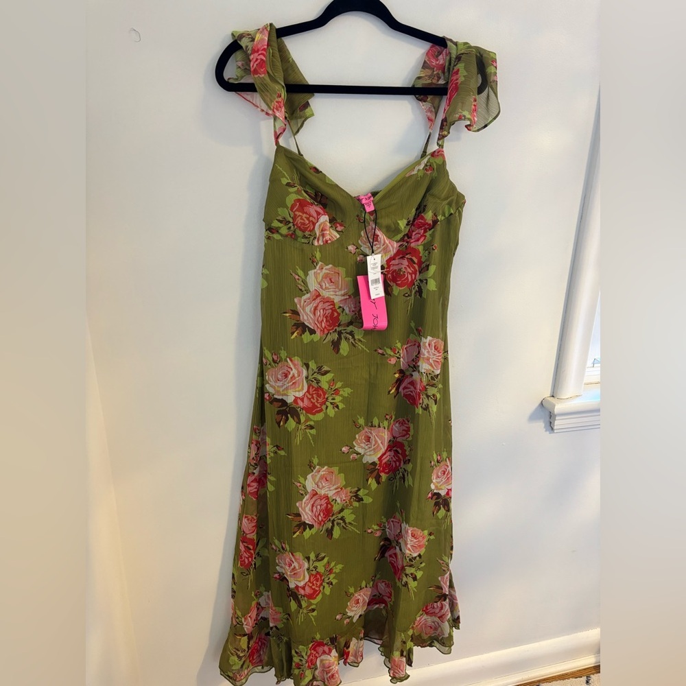 Betsey Johnson  Bouquet Bounty Dress - Picture 10 of 15